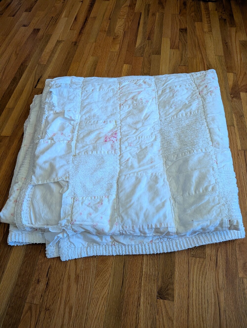 READ Simply Shabby Chic Patchwork Floral Cottegecore Cotton Linen Quilt Grandma